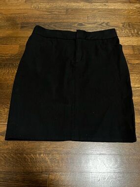 Banana Republic Black Pencil Skirt with Pockets